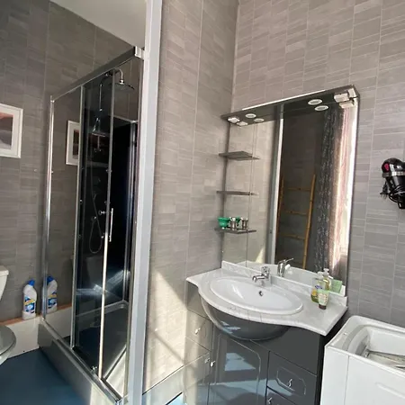 Nice T2 With Parking Near The Harbor Apartment Honfleur